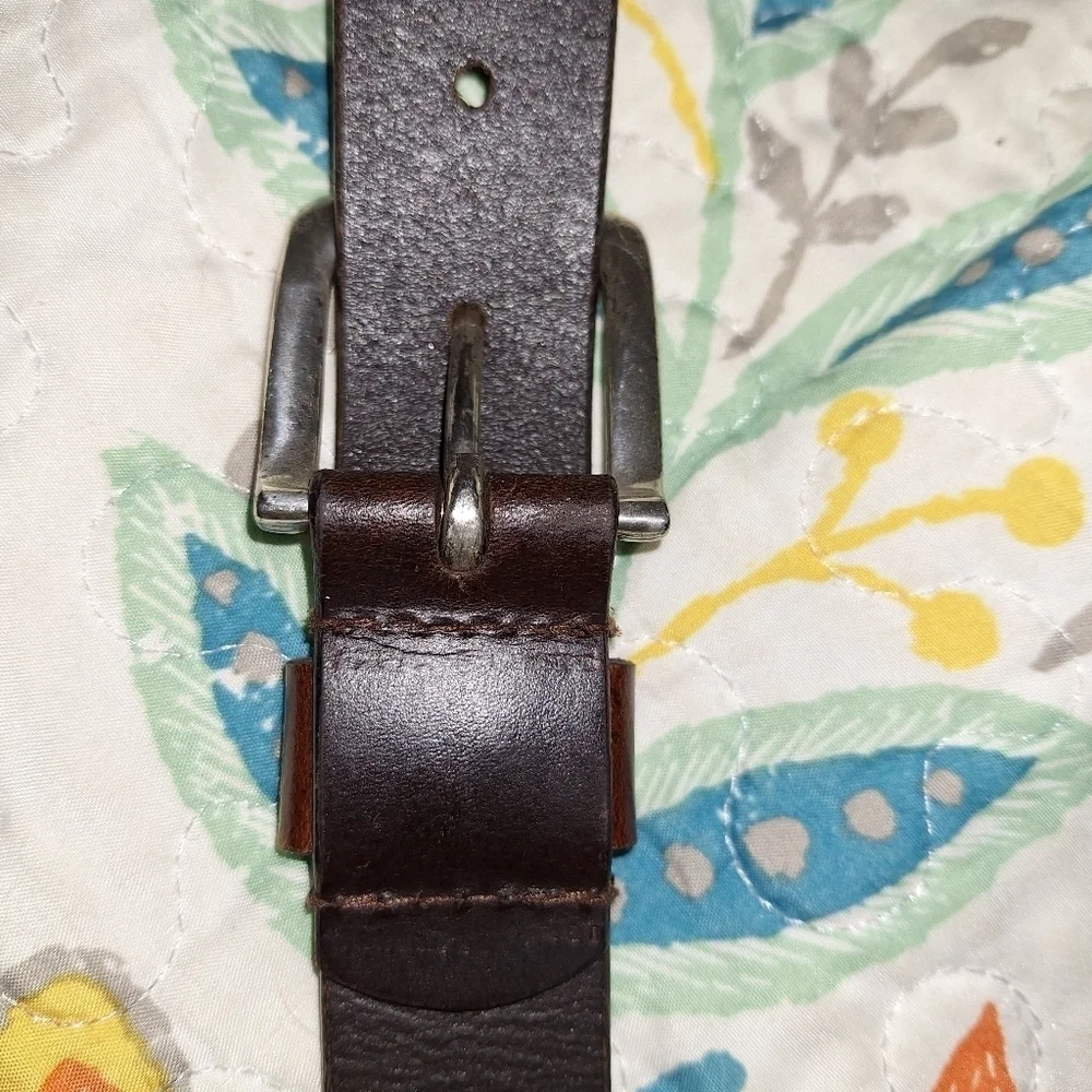 A men's Ga Bulldog's leather belt that's 46.25